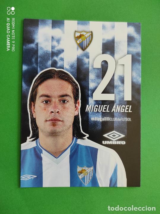 Collectionnisme sportif: FOTO POSTAL MALAGA CF 11,5cm X 16,5cm UMBRO TEMPORADA 04 05 2004 2005 TARJETA N&ordm; 21 MIGUEL ANGEL