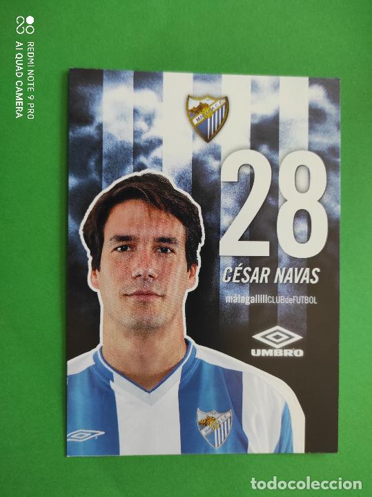 Collectionnisme sportif: FOTO POSTAL MALAGA CF 11,5cm X 16,5cm UMBRO TEMPORADA 04 05 2004 2005 TARJETA N&ordm; 28 CESAR NAVAS