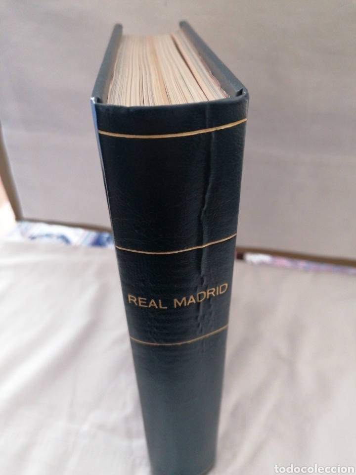 Coleccionismo deportivo: 21 Programas encuadernados real madrid - Foto 7