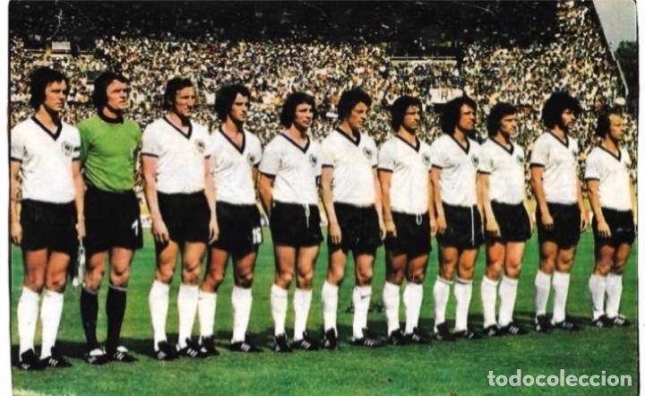 Collezionismo sportivo: SELECCI&Oacute;N DE F&Uacute;TBOL DE ALEMANIA ( RFA ): Gran recorte de un equipo de 1974