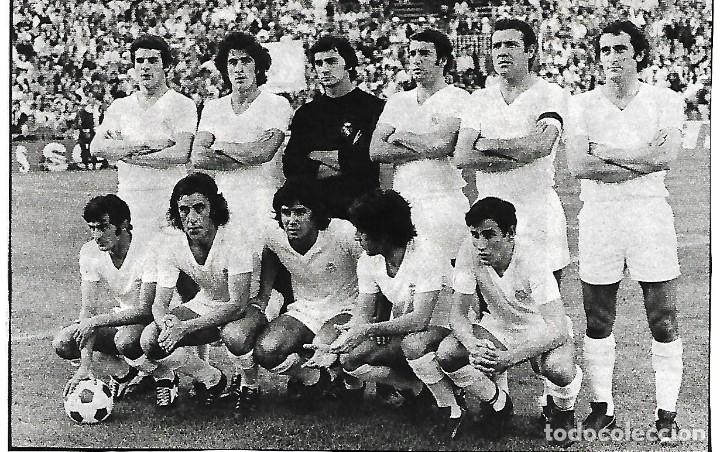 Coleccionismo deportivo: REAL MADRID: Recorte del equipo Campe&oacute;n de Copa en 1974