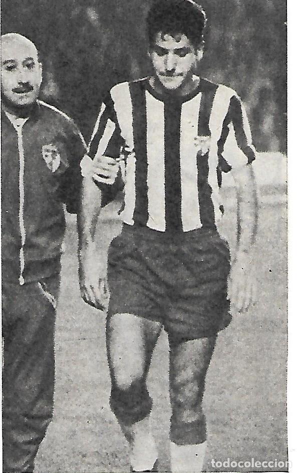 Collezionismo sportivo: CLUB DEPORTIVO M&Aacute;LAGA: Recorte de MONREAL, expulsado en un Bar&ccedil;a-M&aacute;laga de 1968