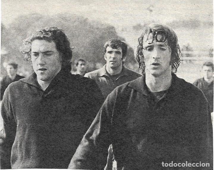 Sammelleidenschaft Sport: SELECCI&Oacute;N ESPA&Ntilde;OLA DE F&Uacute;TBOL: Recorte de JES&Uacute;S MART&Iacute;NEZ y SOL.1973-74