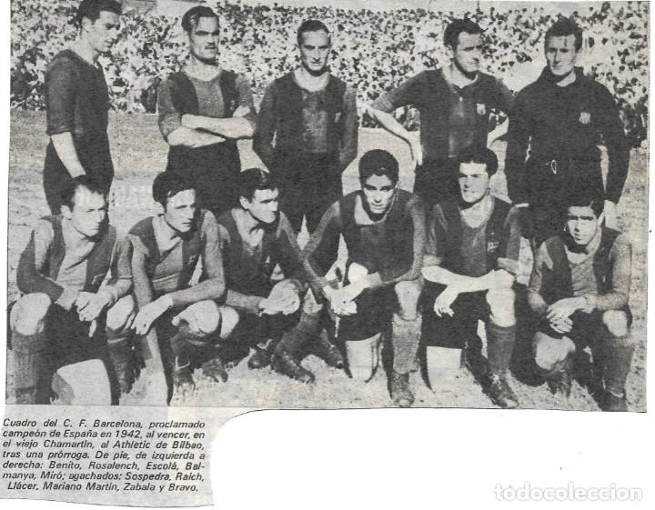 Coleccionismo deportivo: BAR&Ccedil;A: Recorte del equipo Campe&oacute;n de Copa en 1942 - Foto 1