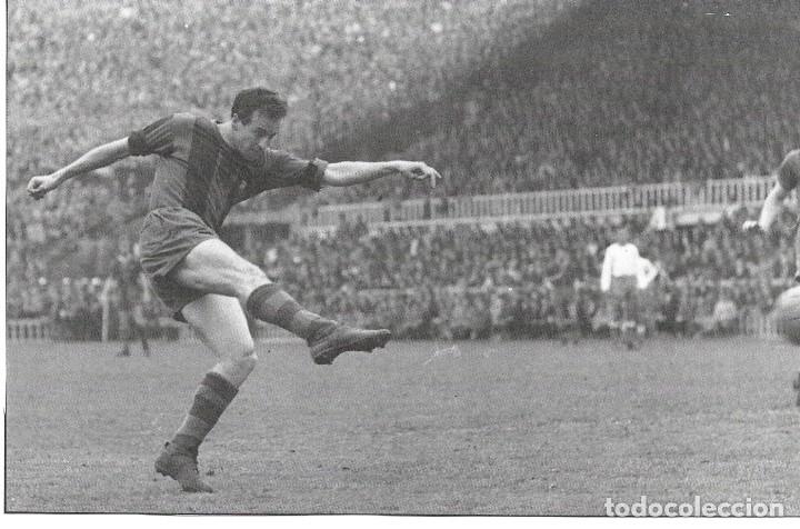 Coleccionismo deportivo: BAR&Ccedil;A: Gran recorte de BASORA en acci&oacute;n