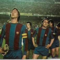 Coleccionismo deportivo: BARÇA: RECORTE DE CRUYFF COMO CAPITÁN AZULGRANA. 1974