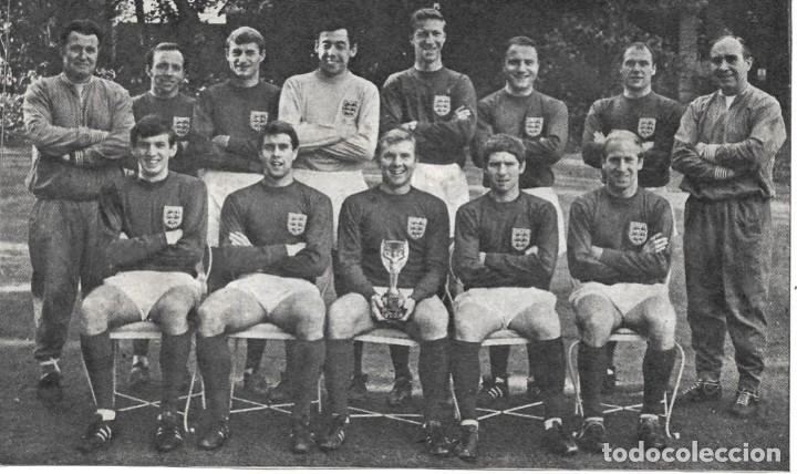Sports collectibles: SELECCI&Oacute;N DE F&Uacute;TBOL DE INGLATERRA: Recorte del equipo Campe&oacute;n del Mundo de 1966