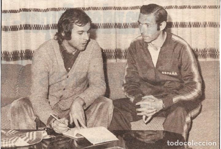 Collezionismo sportivo: Recorte de QUINI con el periodista Miguel Vidal. A&ntilde;os 70