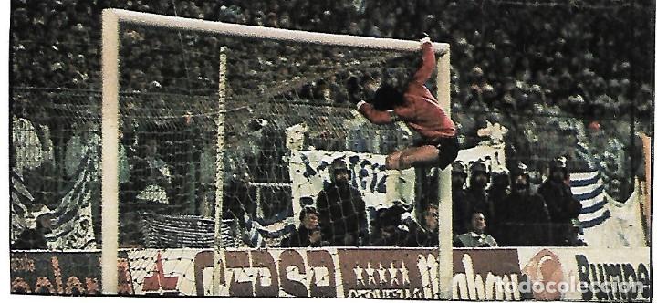 Collectionnisme sportif: REAL SOCIEDAD: Recorte de ARKONADA tocando el larguero. A&ntilde;os 80