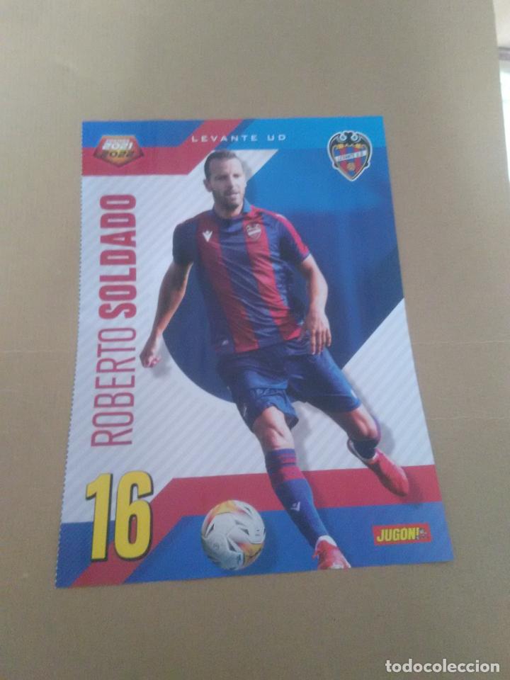 Collezionismo sportivo: SOLDADO LEVANTE RANDY NTEKA RAYO VALLECANO DOBLE P&Oacute;STER 1 P&Aacute;GINA REVISTA JUG&Oacute;N 2021-2022 LIGA 21-22