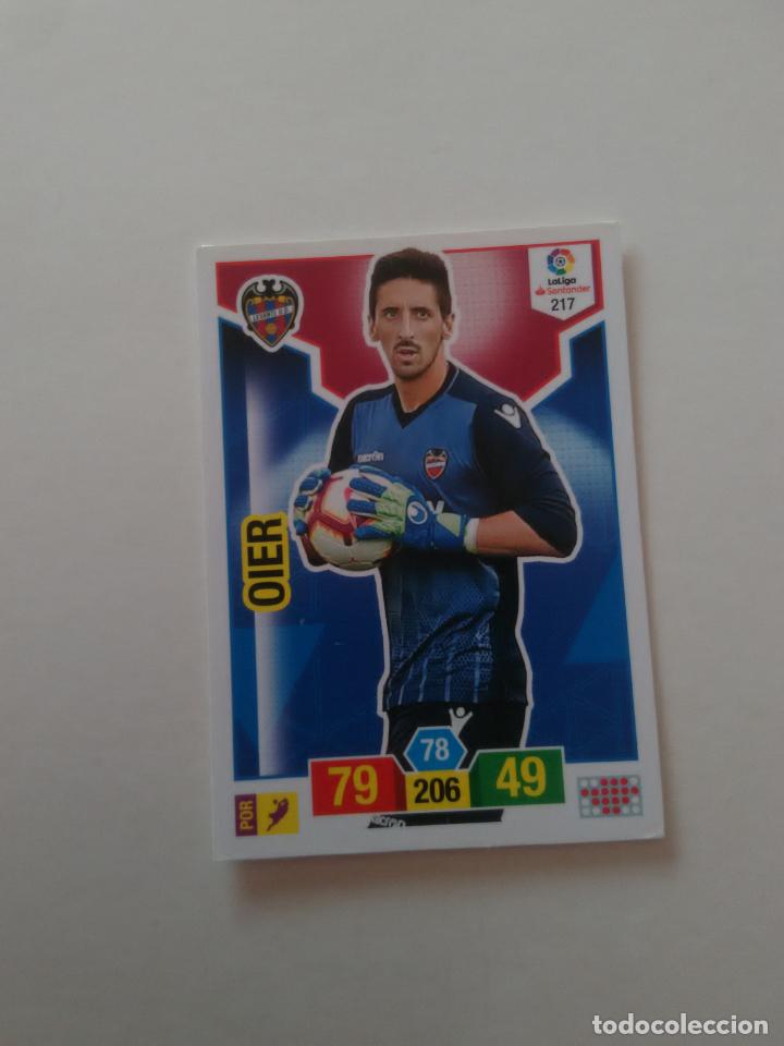 Collectionnisme sportif: 217 OIER LEVANTE CROMO TARJETA ADRENALYN PANINI LIGA FUTBOL 2018-2019 18-19