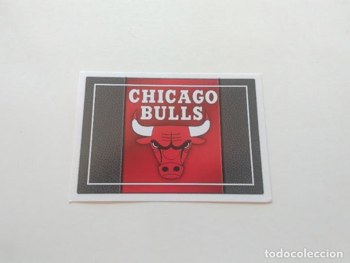 Coleccionismo deportivo: 79 ESCUDO LOGO CHICAGO BULLS CROMO STICKER PANINI NBA BALONCESTO BASKET 2016-2017 16-17