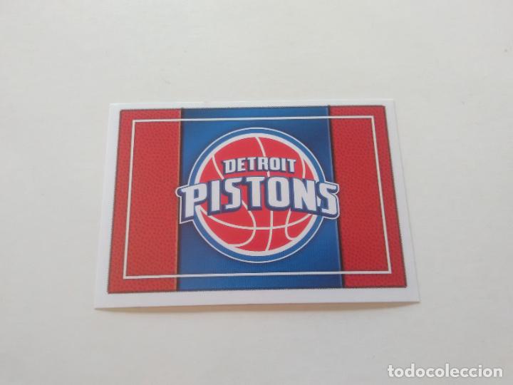 Coleccionismo deportivo: 103 ESCUDO LOGO DETROIT PISTONS CROMO STICKER PANINI NBA BALONCESTO BASKET 2016-2017 16-17