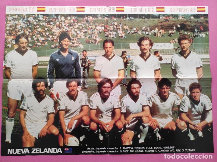 Coleccionismo deportivo: POSTER GRANDE SELECCION NUEVA ZALANDA 1982 N&ordm; 22 SAGA MUNDIAL ESPA&Ntilde;A 82 FIFA WORLD CUP NEW ZEALAND