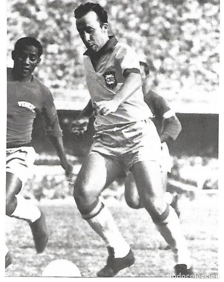 Collectionnisme sportif: SELECCI&Oacute;N DE F&Uacute;TBOL DE BRASIL: Recorte de TOSTAO en acci&oacute;n