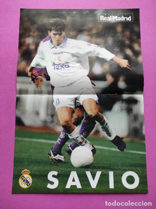 Coleccionismo deportivo: POSTER SAVIO 97-98 - REVISTA OFICIAL REAL MADRID 1997/1998