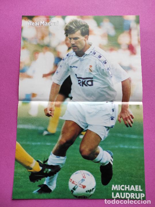 Coleccionismo deportivo: POSTER MICHAEL LAUDRUP 95 96 - REVISTA OFICIAL REAL MADRID 1995/1996