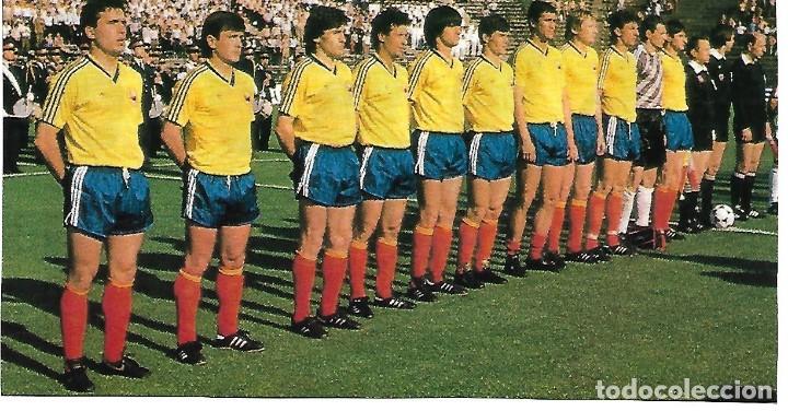 Coleccionismo deportivo: SELECCI&Oacute;N DE F&Uacute;TBOL DE RUMAN&Iacute;A: Recorte de un equipo de 1990