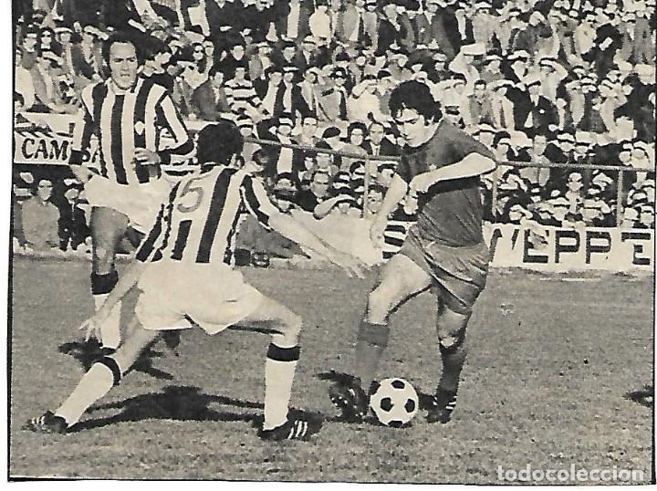 Coleccionismo deportivo: REAL MADRID: Recorte de SANTILLANA en acci&oacute;n. 1974