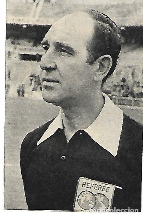 Coleccionismo deportivo: Recorte del &aacute;rbitro ANTONIO CAMACHO. 1976 - Foto 1