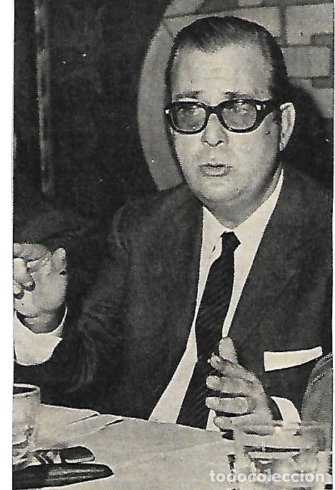 Coleccionismo deportivo: Recorte del presidente de la RFEF, PABLO PORTA. 1976