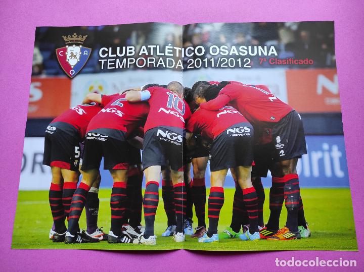 Coleccionismo deportivo: POSTER JUGADORES CA OSASUNA 11/12 - REVISTA OFICIAL 7&ordm; CLASIFICADO LIGA 2011/2012