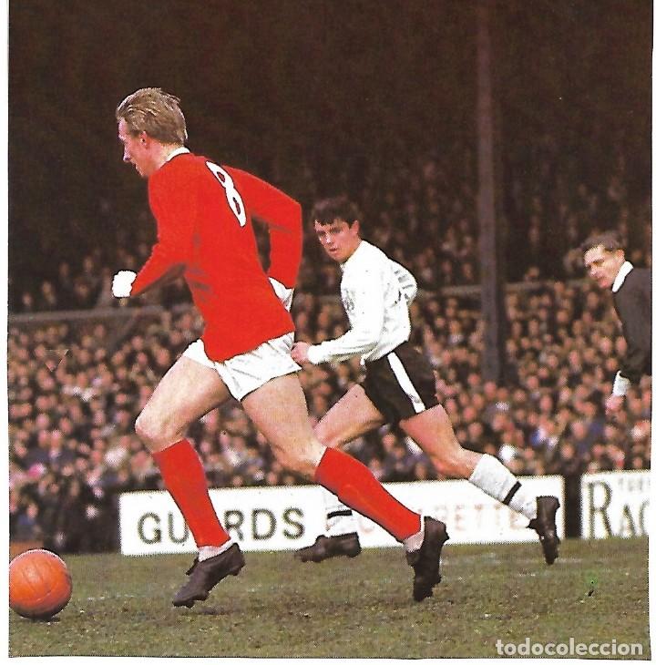 Collectionnisme sportif: MANCHESTER UNITED ( ManU ): Gran recorte de DENIS LAW en acci&oacute;n