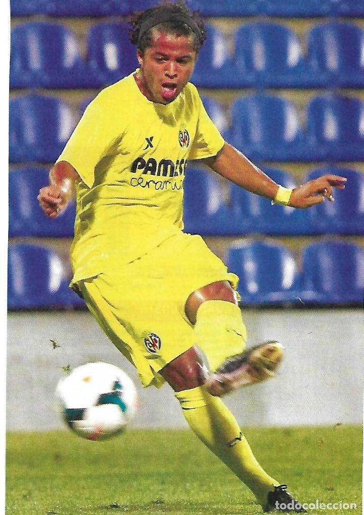 Collectionnisme sportif: VILLARREAL CF: Gran recorte de GIOVANI DOS SANTOS. 2013