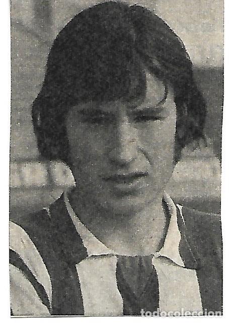 Coleccionismo deportivo: CD. CASTELL&Oacute;N: Recorte de SAURA. 1975 - Foto 1