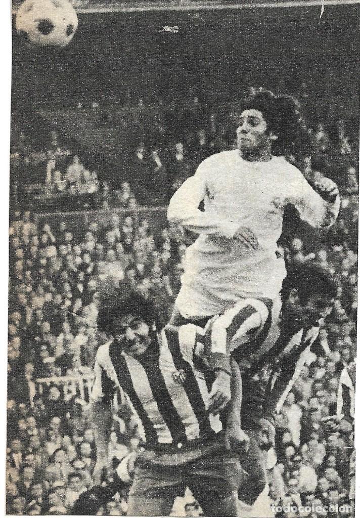 Collezionismo sportivo: Recorte de SANTILLANA rematando de cabeza