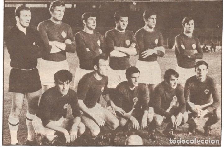 Collezionismo sportivo: SELECCI&Oacute;N DE F&Uacute;TBOL DE YUGOSLAVIA: Recorte de un equipo de 1969
