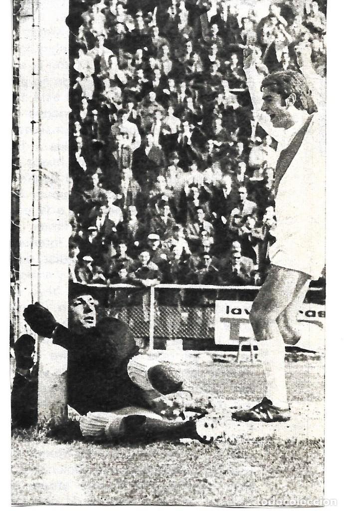 Collezionismo sportivo: RAYO VALLECANO: Recorte de Toni GRANDE tras marcar un gol
