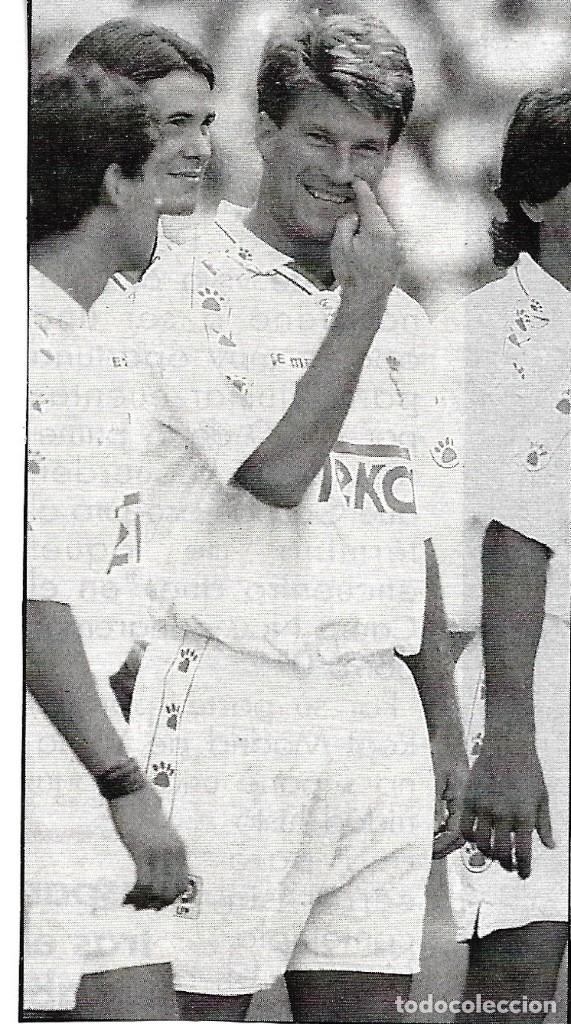 Coleccionismo deportivo: Recorte de LAUDRUP en el R. Madrid. 1994