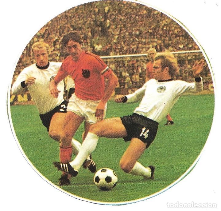 Coleccionismo deportivo: Curioso recorte de CRUYFF en la Final del Mundial de 1974