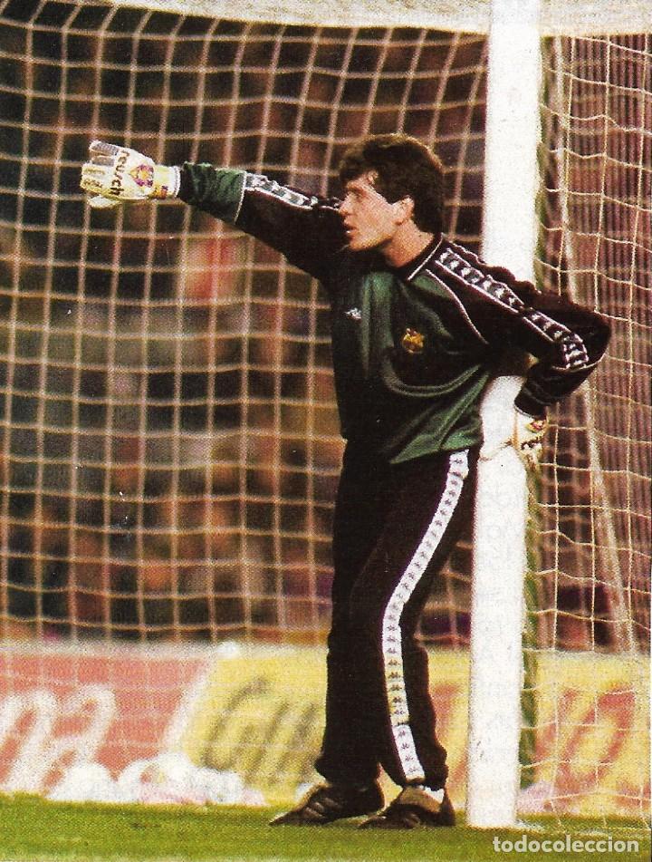 Sammelleidenschaft Sport: BAR&Ccedil;A: Recorte de Carles BUSQUETS en acci&oacute;n. A&ntilde;os 90