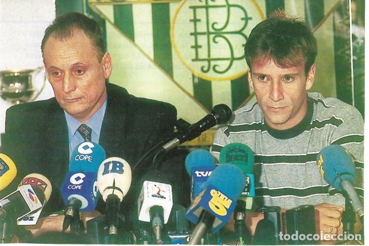 Collectionnisme sportif: REAL BETIS BALOMPI&Eacute;: Recorte de ALFONSO con MANUEL RUIZ DE LOPERA. A&ntilde;os 90