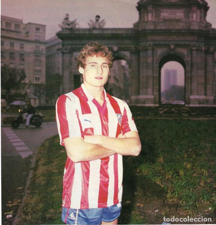 Collectionnisme sportif: ATL&Eacute;TICO DE MADRID: Gran recorte de PACO LLORENTE. 1987