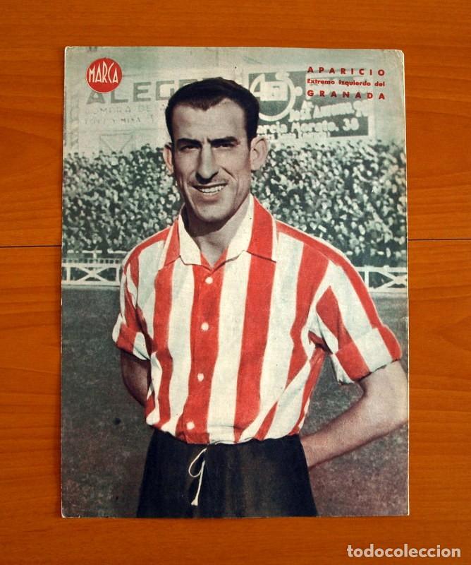 Coleccionismo deportivo: Granada - Aparicio Extremo Izquierdo - L&aacute;mina de Marca a&ntilde;os 40 - Tama&ntilde;o 23,5x32 cm.