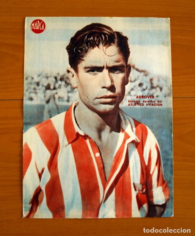 Coleccionismo deportivo: Atl&eacute;tico Madrid - Aviaci&oacute;n - Adrover Extremo derecha - L&aacute;mina de Marca a&ntilde;os 40 - Tama&ntilde;o 23,5x32 cm.
