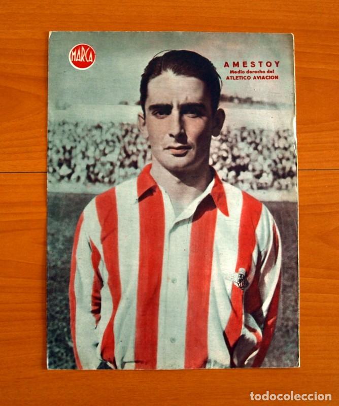 Coleccionismo deportivo: Atl&eacute;tico Madrid - Aviaci&oacute;n - Amestoy Medio Derecho - L&aacute;mina de Marca a&ntilde;os 40 - Tama&ntilde;o 23,5x32 cm.
