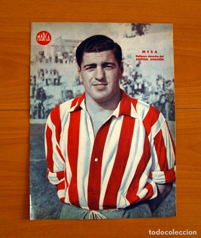 Coleccionismo deportivo: Atl&eacute;tico Madrid - Aviaci&oacute;n - Mesa Defensa Derecho - L&aacute;mina de Marca a&ntilde;os 40 - Tama&ntilde;o 23,5x32 cm.