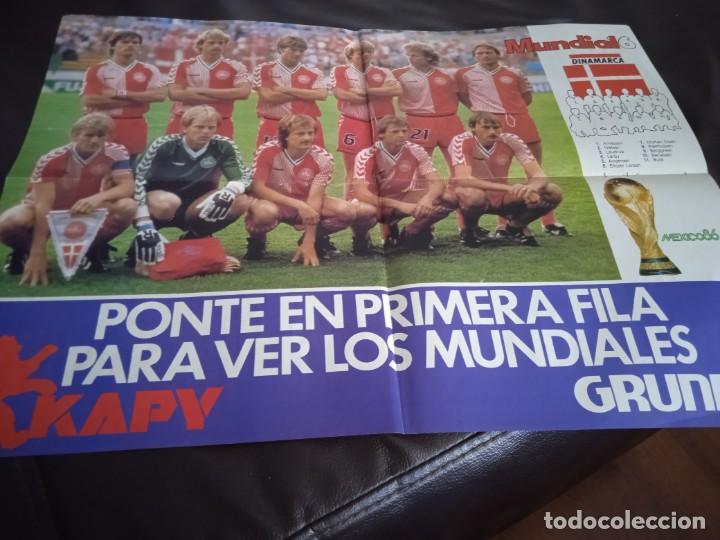 Collectionnisme sportif: Poster de la Selecci&oacute;n de Dinamarca.Mundial M&eacute;xico 1986. 55x41 CMS. Diario 16
