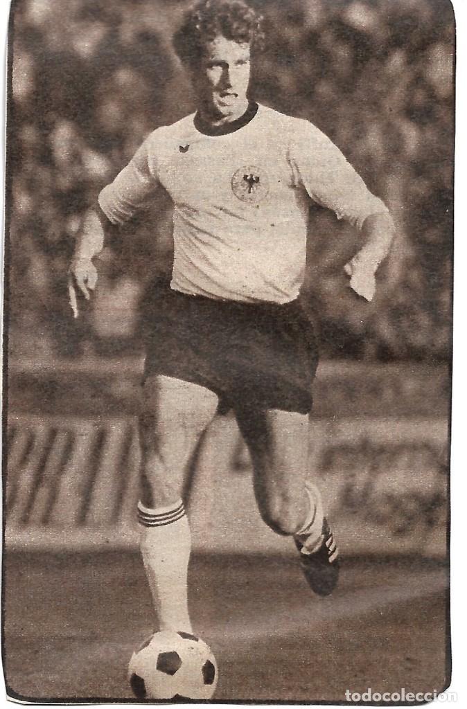Sammelleidenschaft Sport: SELECCI&Oacute;N DE F&Uacute;TBOL DE LA RFA ( ALEMANIA ): Recorte de BONHOF. A&ntilde;os 70