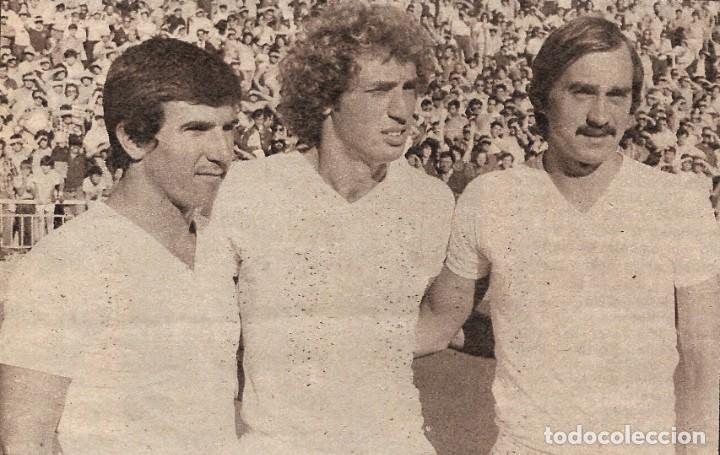 Coleccionismo deportivo: REAL MADRID: Recorte de JUANITO, WOLFF y STIELIKE. 1977