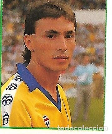 Coleccionismo deportivo: C&Aacute;DIZ CF: Recorte de VILLA. 1988 - Foto 1