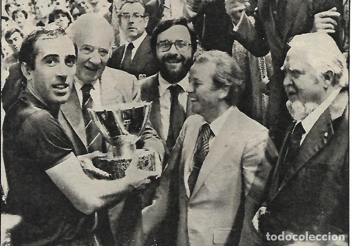 Sammelleidenschaft Sport: BAR&Ccedil;A: Recorte de ASENSI junto a TARRADELLAS, NARC&Iacute;S SERRA y JOSEP LLU&Iacute;S N&Uacute;&Ntilde;EZ.