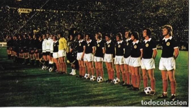 Collectionnisme sportif: SELECCI&Oacute;N DE F&Uacute;TBOL DE ESCOCIA: Gran recorte de un equipo de 1975, ESPA&Ntilde;A 1-ESCOCIA 1