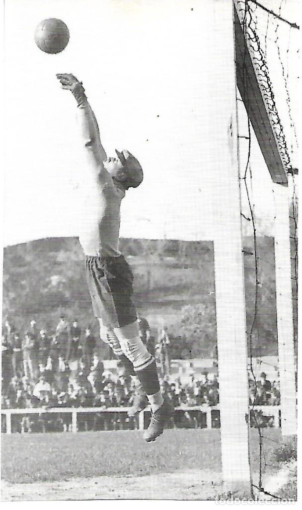 Collezionismo sportivo: Recorte de RICARDO ZAMORA en acci&oacute;n.