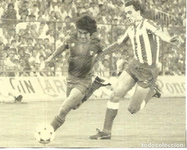 Collezionismo sportivo: BAR&Ccedil;A: Recorte de DIEGO ARMANDO MARADONA en acci&oacute;n
