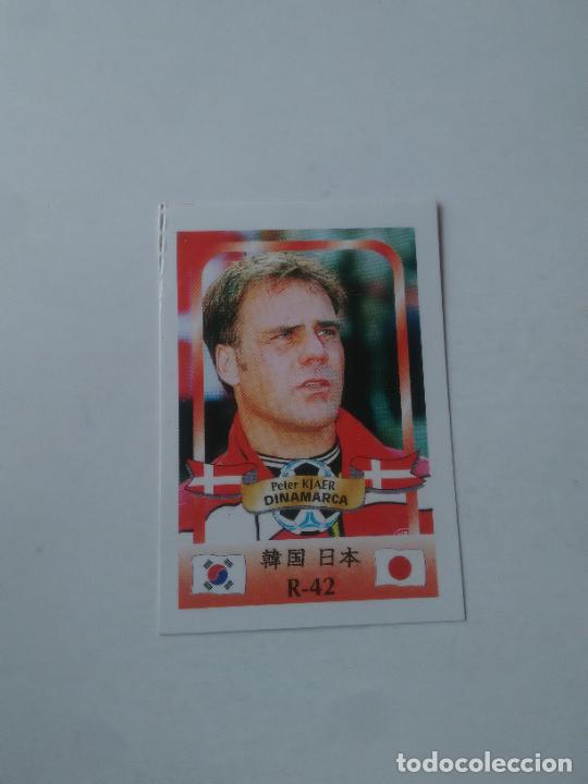 Collezionismo sportivo: 42 PETER KJAER SELECCI&Oacute;N DINAMARCA CROMO STICKER FUTBOL MUNDIAL 2002 WORLD CUP 02 REYAUCA